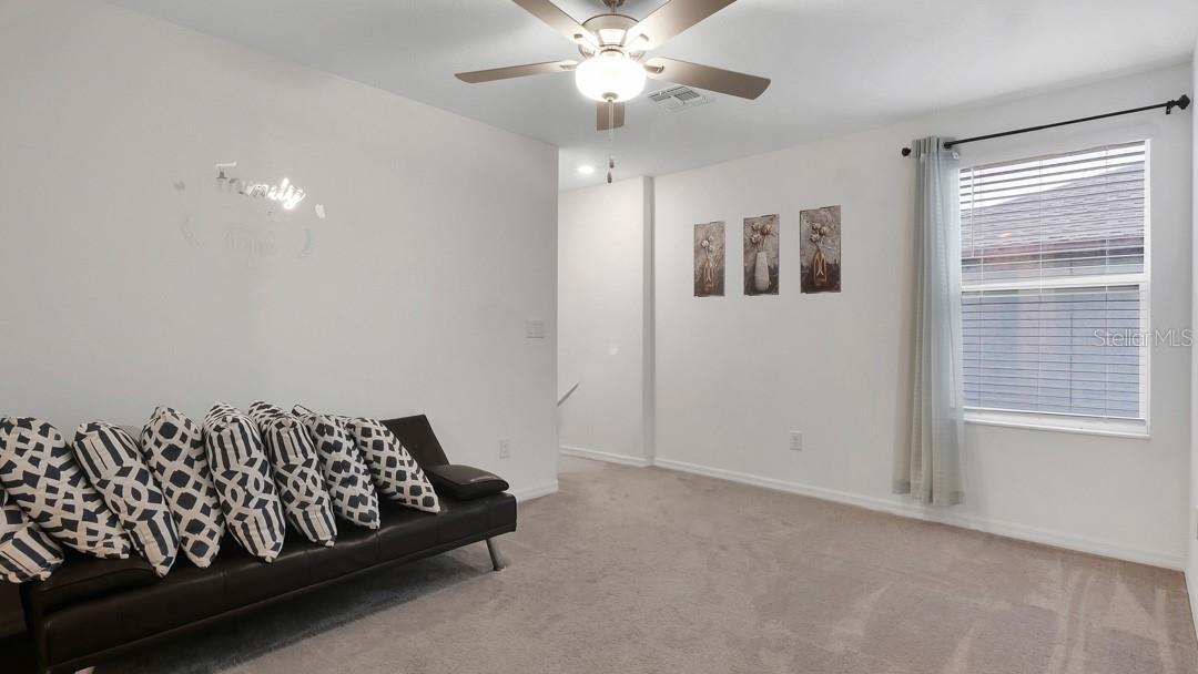 6300 BEVERLY HILLS DR, ZEPHYRHILLS, FL, 33541