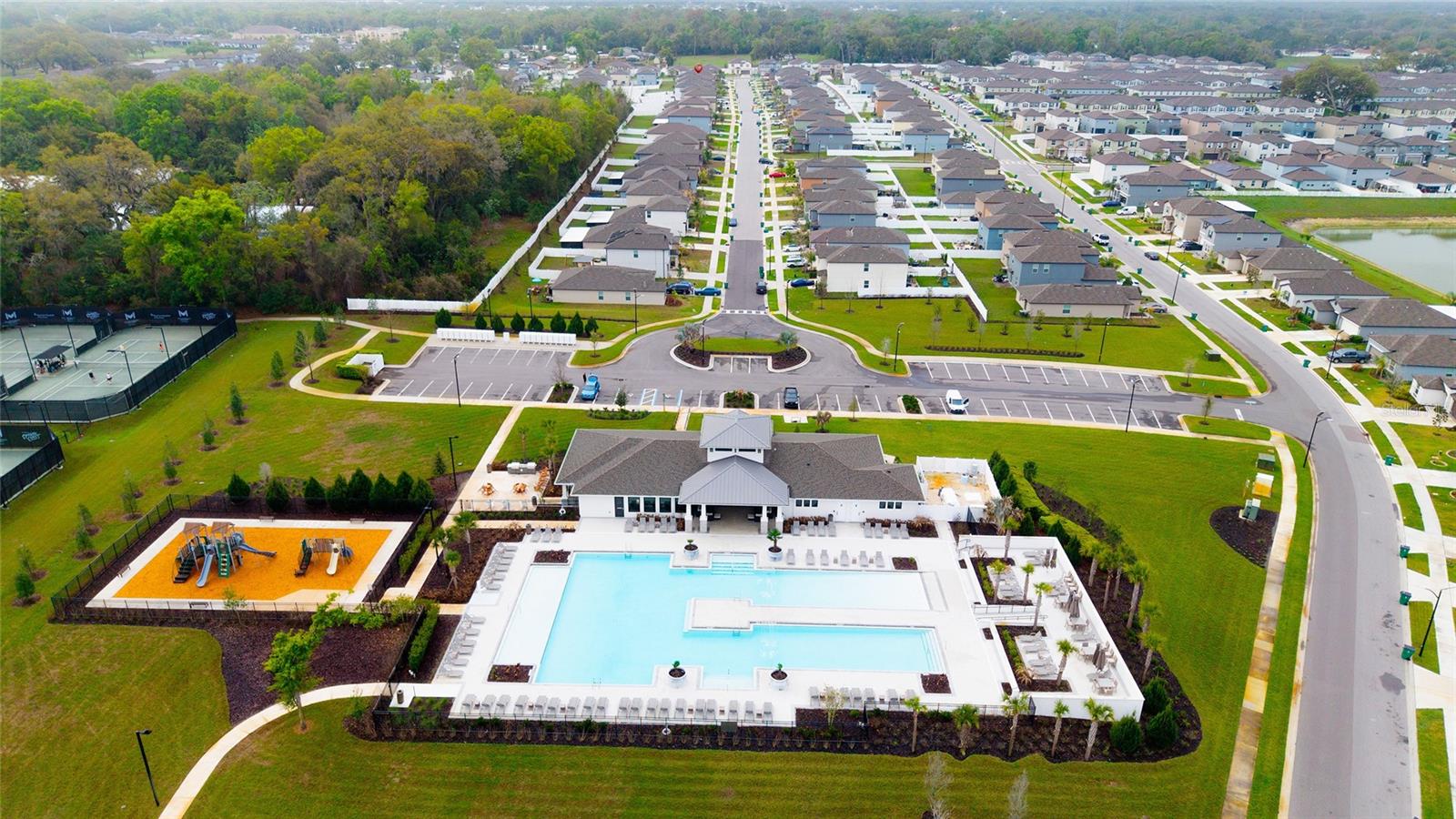 6300 BEVERLY HILLS DR, ZEPHYRHILLS, FL, 33541