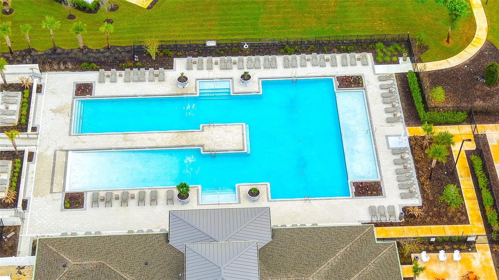 6300 BEVERLY HILLS DR, ZEPHYRHILLS, FL, 33541