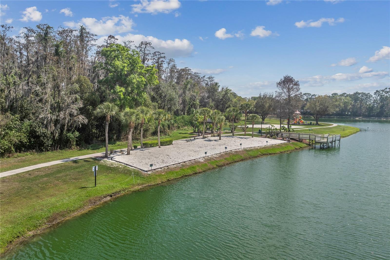1045 LAKE BERKLEY DR E, KISSIMMEE, FL, 34746