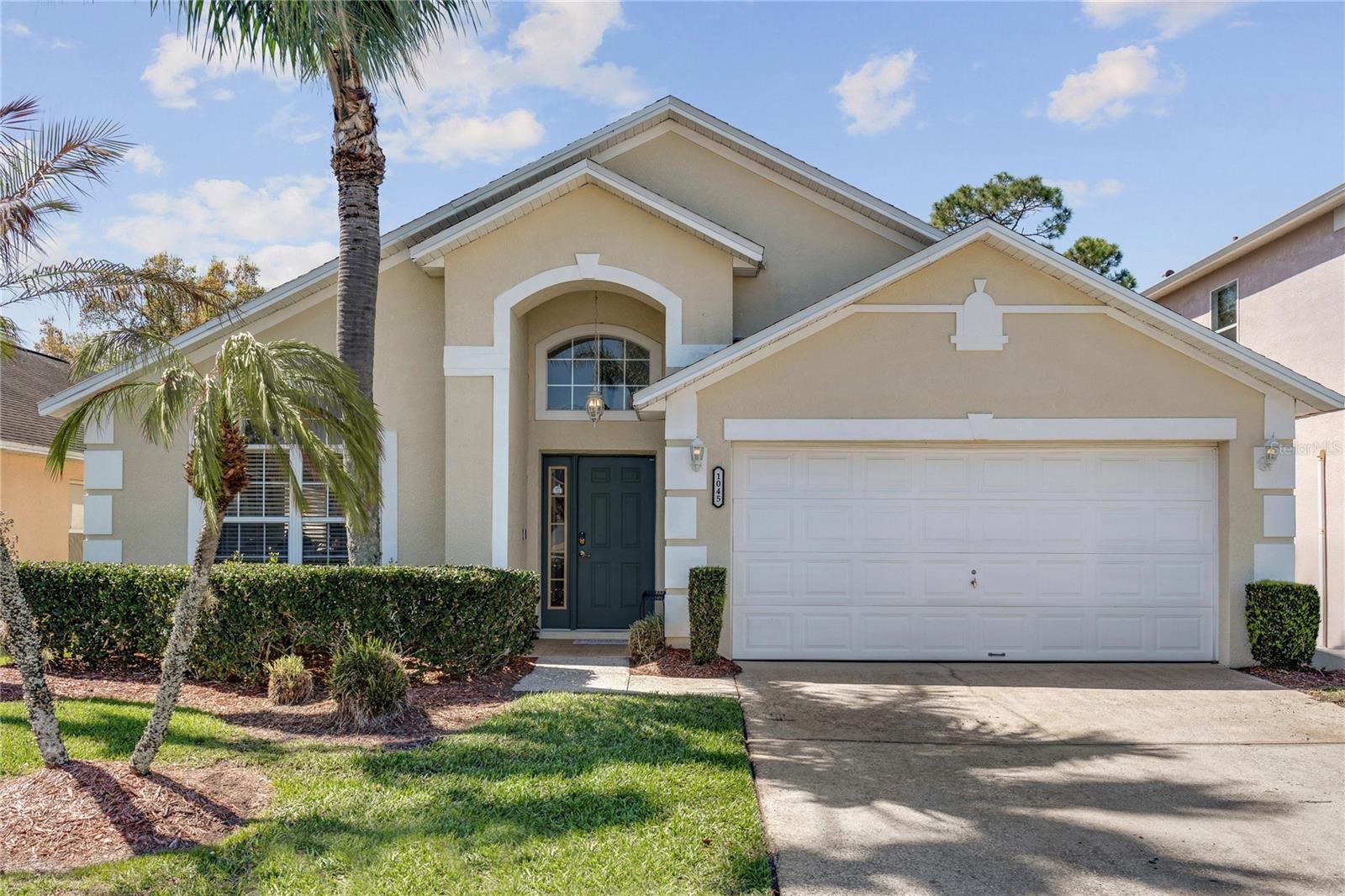 1045 LAKE BERKLEY DR E, KISSIMMEE, FL, 34746