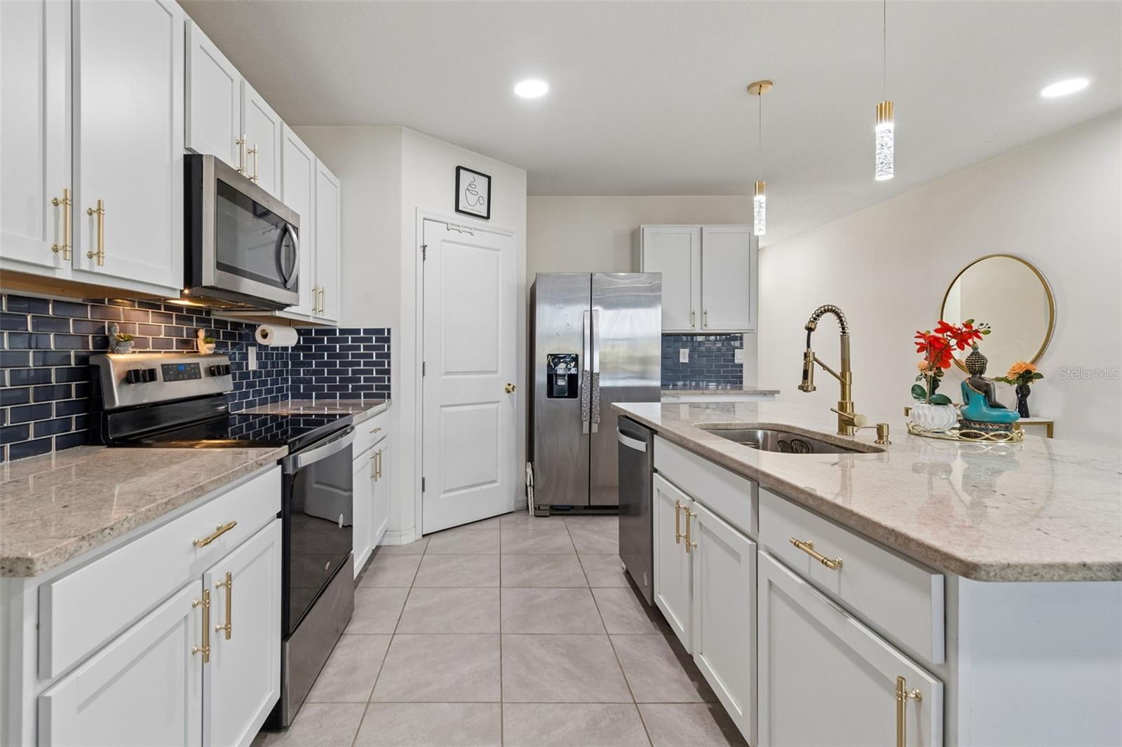 2814 COMMON FIG RUN, WESLEY CHAPEL, FL, 33543