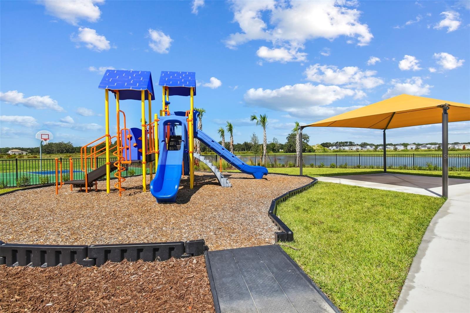 2814 COMMON FIG RUN, WESLEY CHAPEL, FL, 33543
