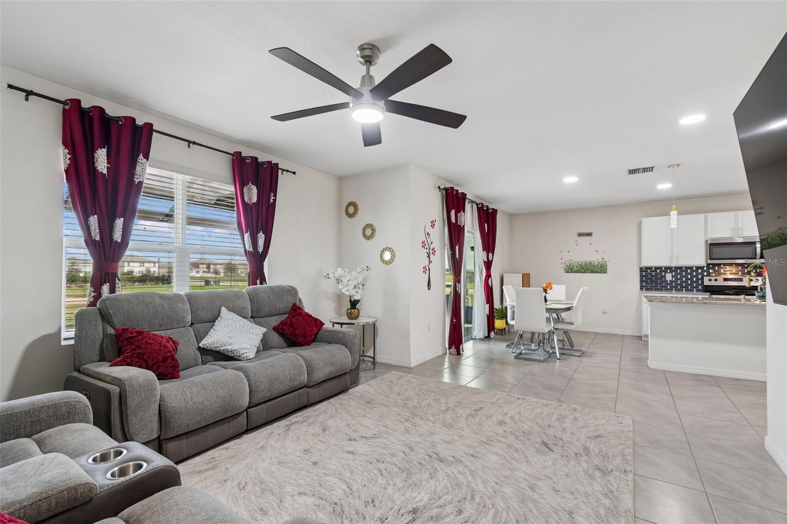 2814 COMMON FIG RUN, WESLEY CHAPEL, FL, 33543