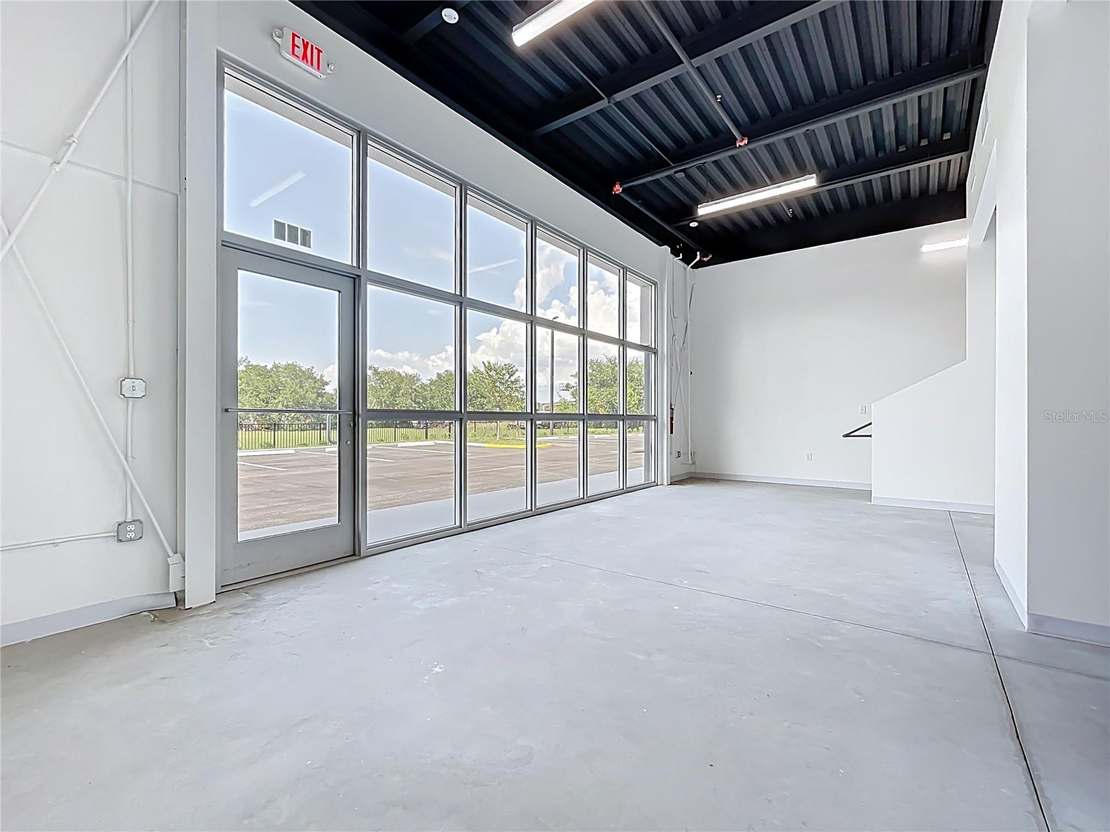 705 HENNIS RD, WINTER GARDEN, FL, 34787