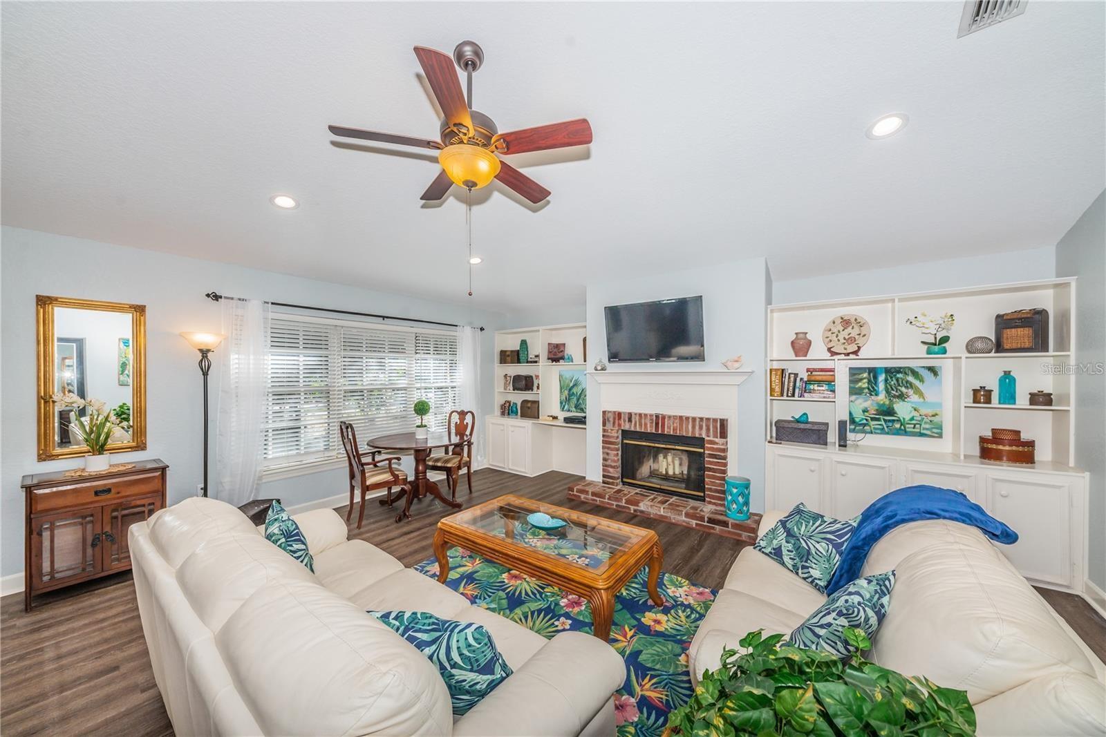 301 WASHINGTON AVE, SAFETY HARBOR, FL, 34695
