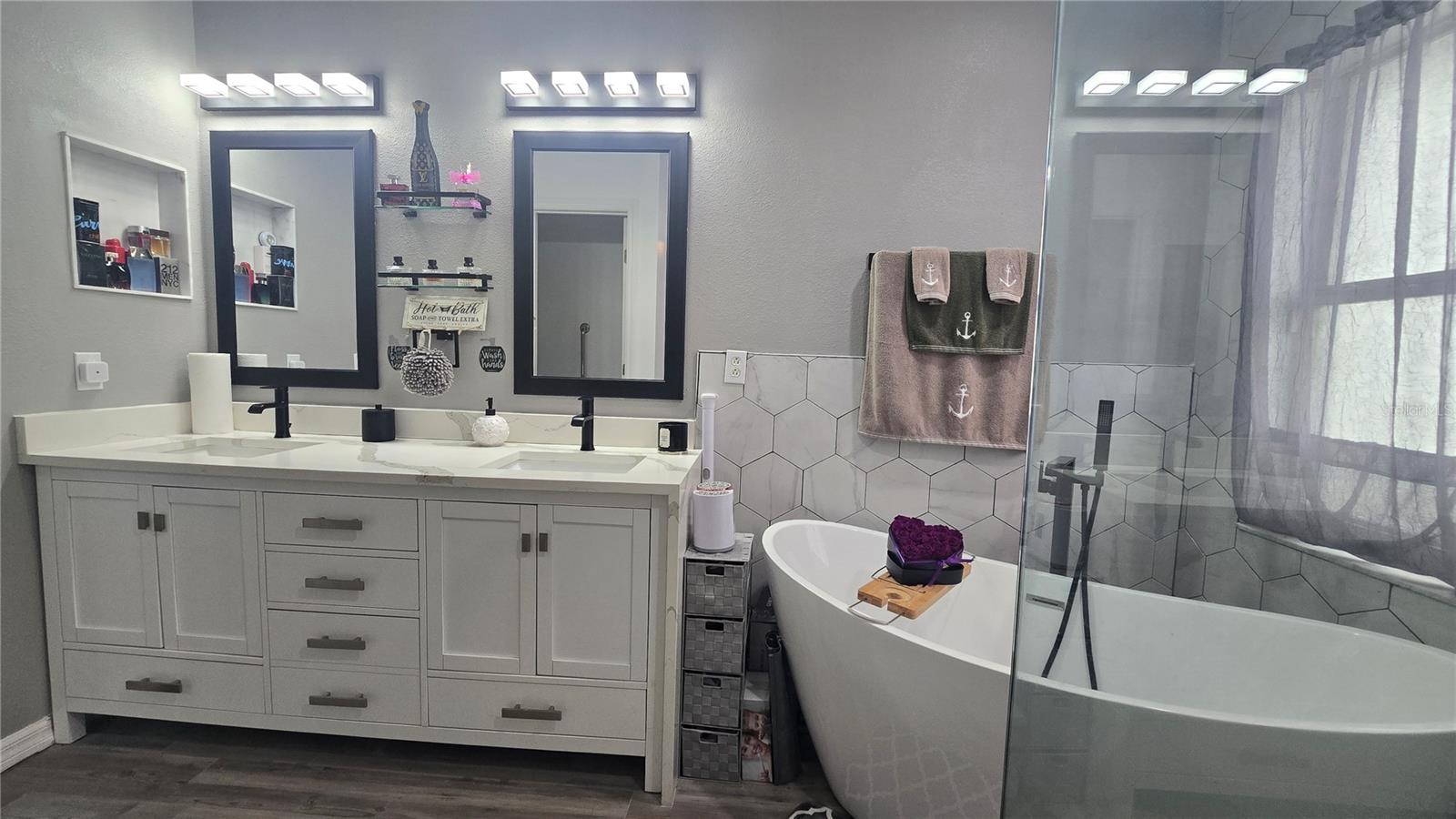 3220 ABIAKA DR, KISSIMMEE, FL, 34743