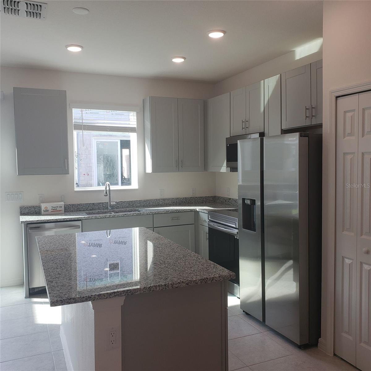 34218 ROGALLO LN, WESLEY CHAPEL, FL, 33545