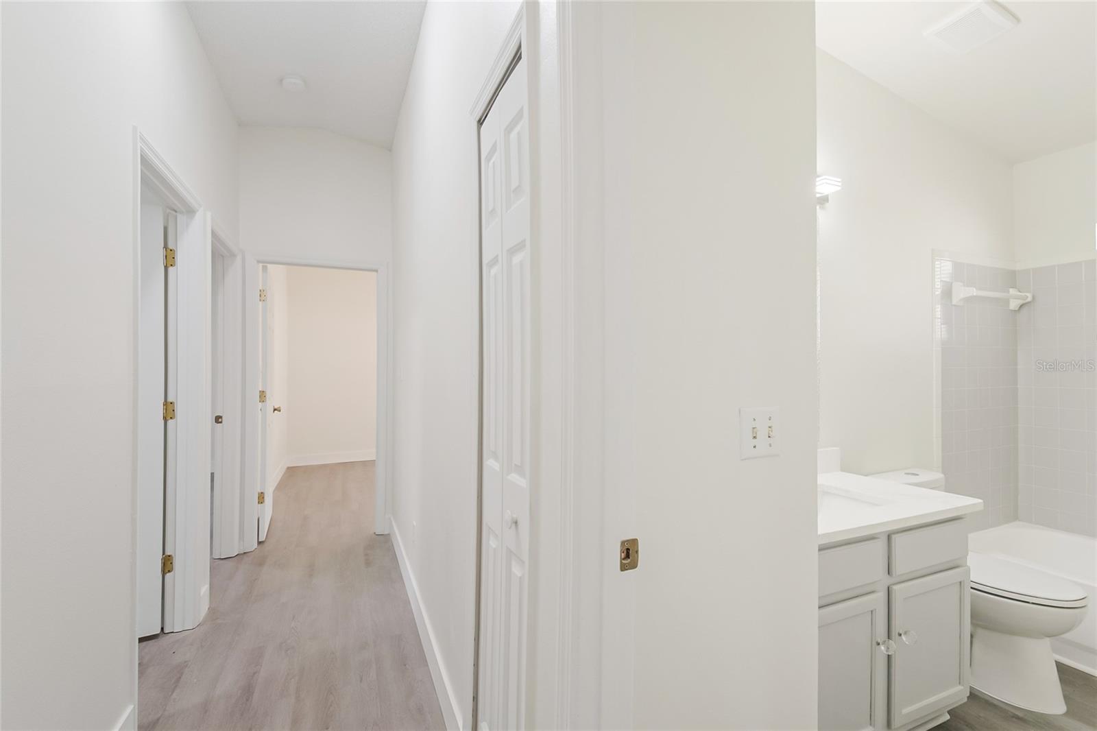 109 N FAULKNER AVE, LEESBURG, FL, 34748