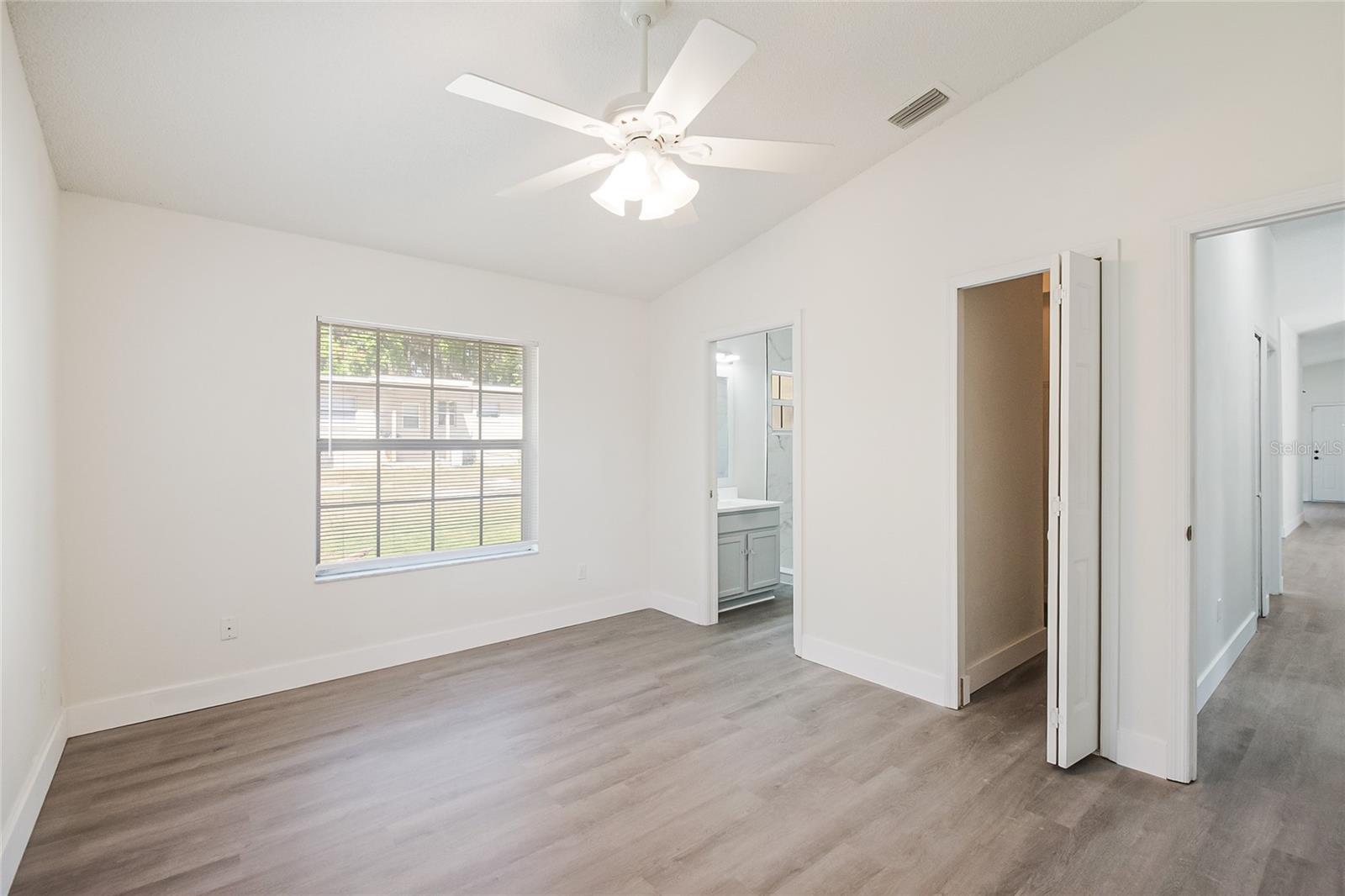 109 N FAULKNER AVE, LEESBURG, FL, 34748