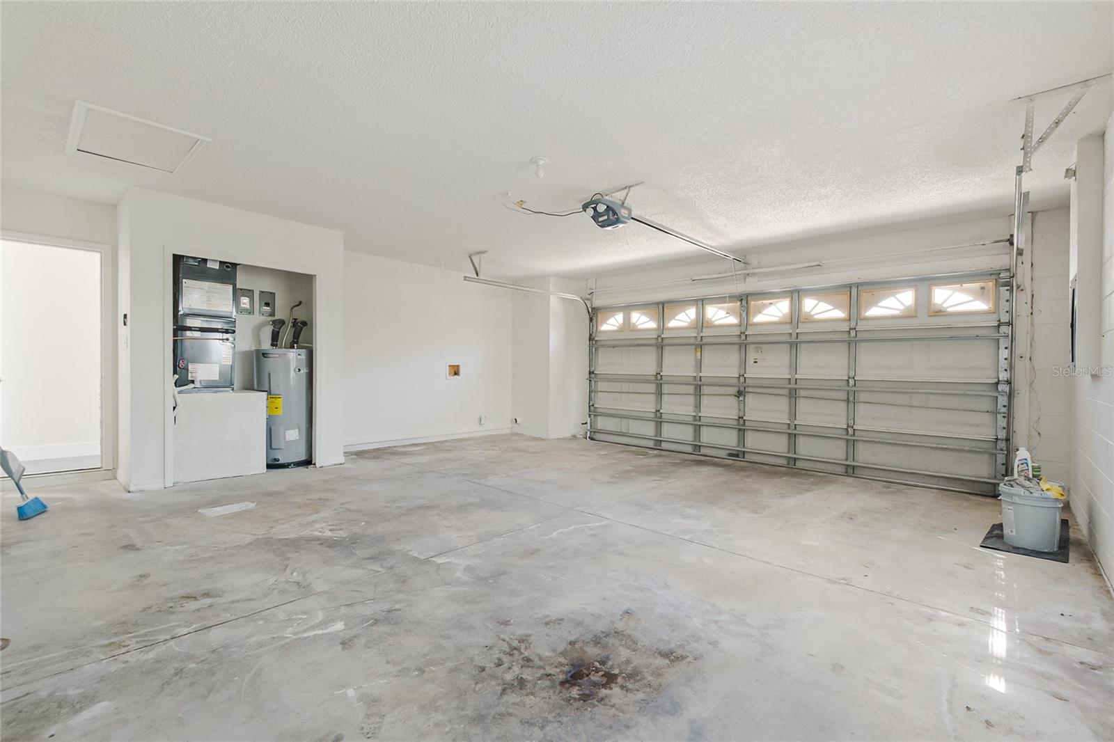 109 N FAULKNER AVE, LEESBURG, FL, 34748
