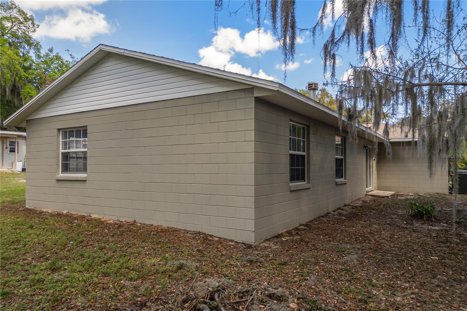 109 N FAULKNER AVE, LEESBURG, FL, 34748