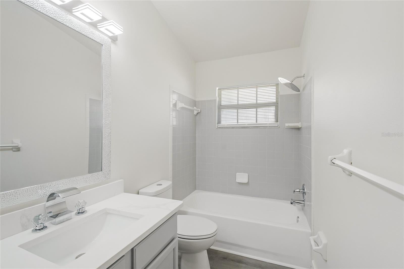 109 N FAULKNER AVE, LEESBURG, FL, 34748