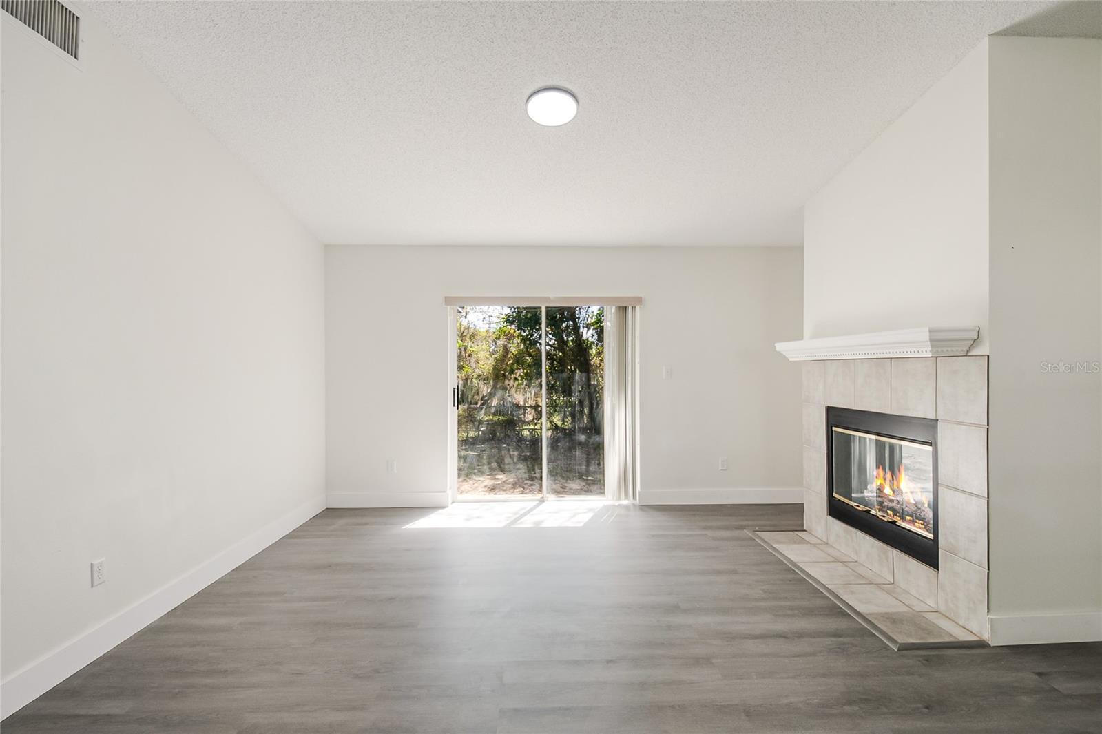 109 N FAULKNER AVE, LEESBURG, FL, 34748