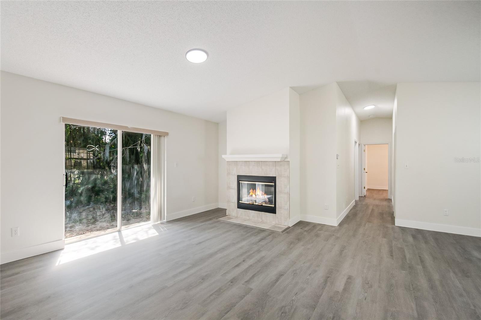 109 N FAULKNER AVE, LEESBURG, FL, 34748
