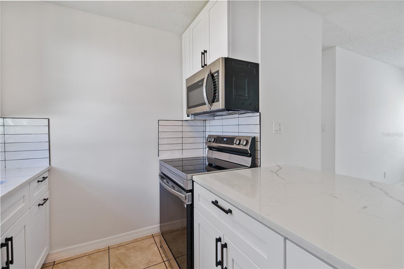 5465 LESCOT LN, ORLANDO, FL, 32811