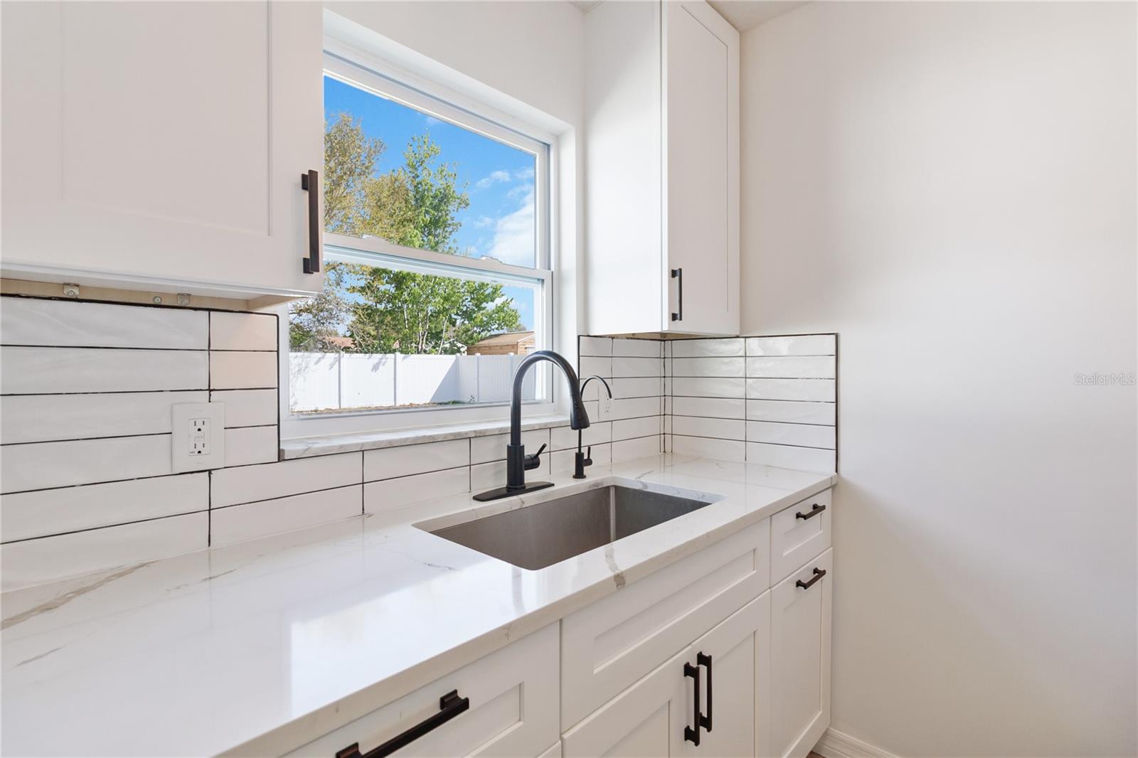 5465 LESCOT LN, ORLANDO, FL, 32811
