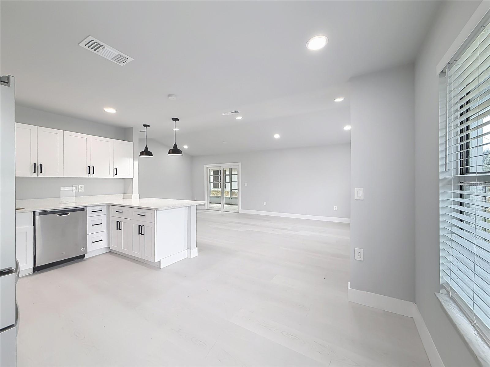 20174 SW RAINBOW LAKES BLVD, DUNNELLON, FL, 34431