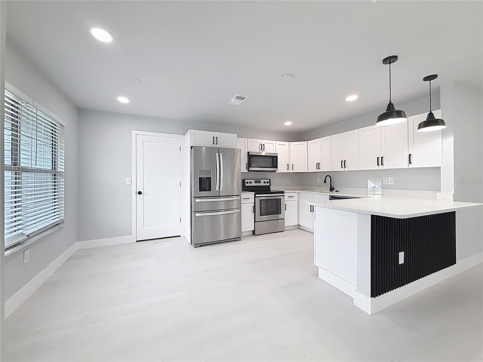 20174 SW RAINBOW LAKES BLVD, DUNNELLON, FL, 34431