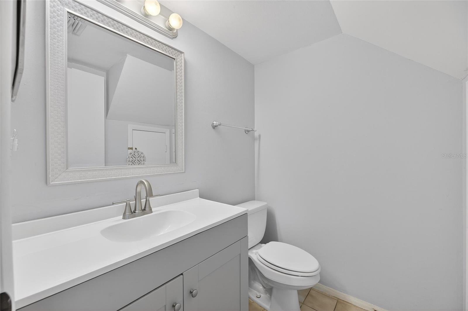 1879 LICHEN LN #B, CLEARWATER, FL, 33760