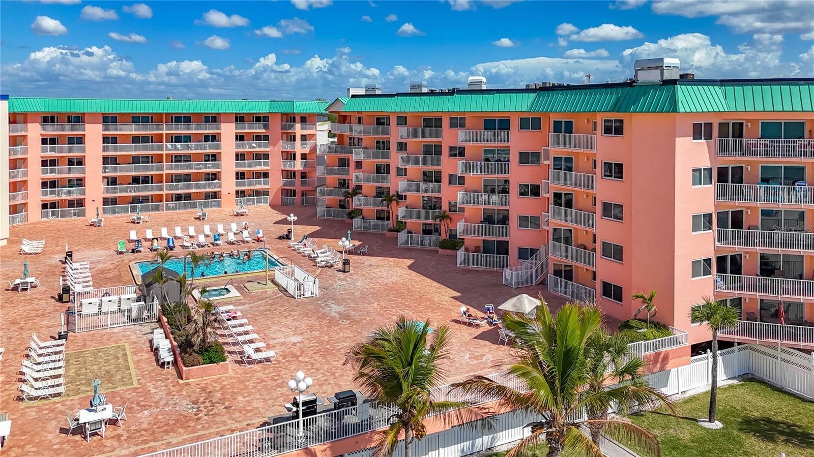 18400 GULF BLVD #1312, INDIAN SHORES, FL, 33785