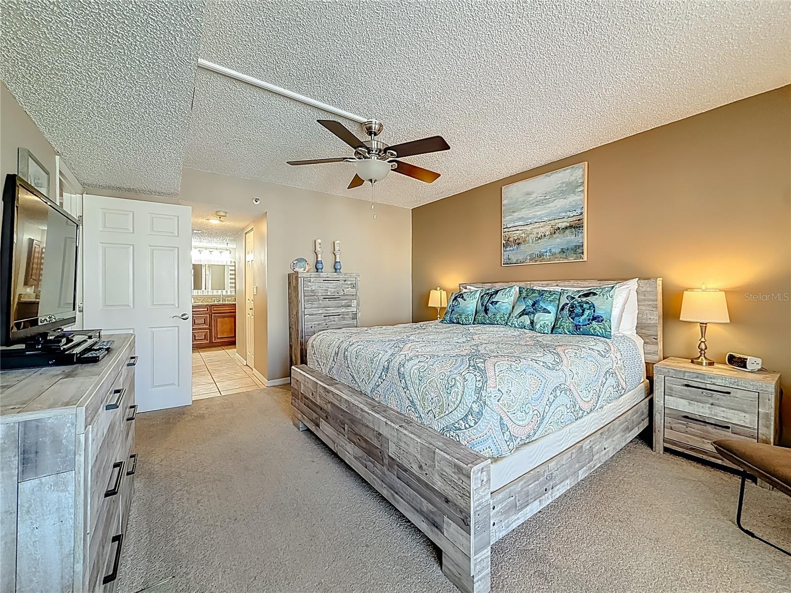 18400 GULF BLVD #1312, INDIAN SHORES, FL, 33785