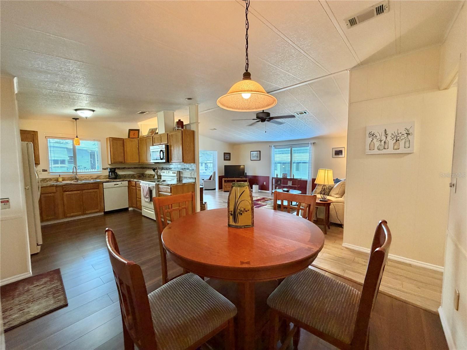 158 HIBISCUS WAY, LEESBURG, FL, 34748