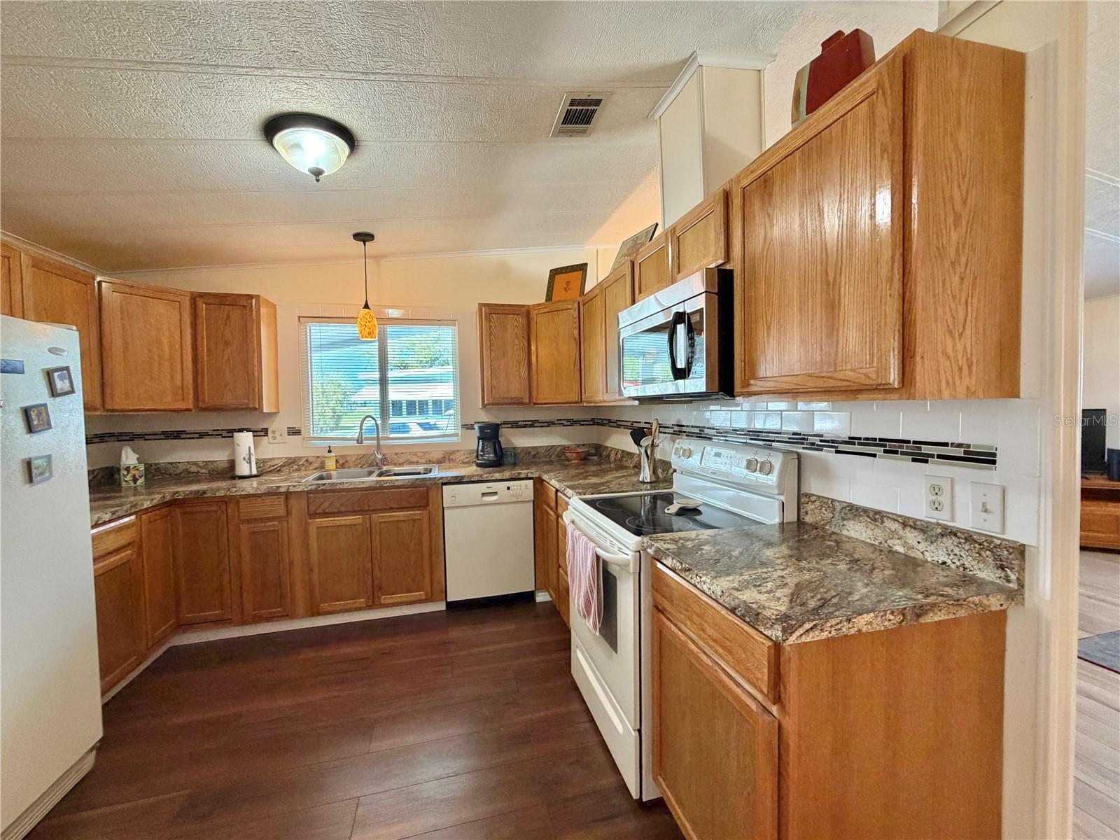 158 HIBISCUS WAY, LEESBURG, FL, 34748