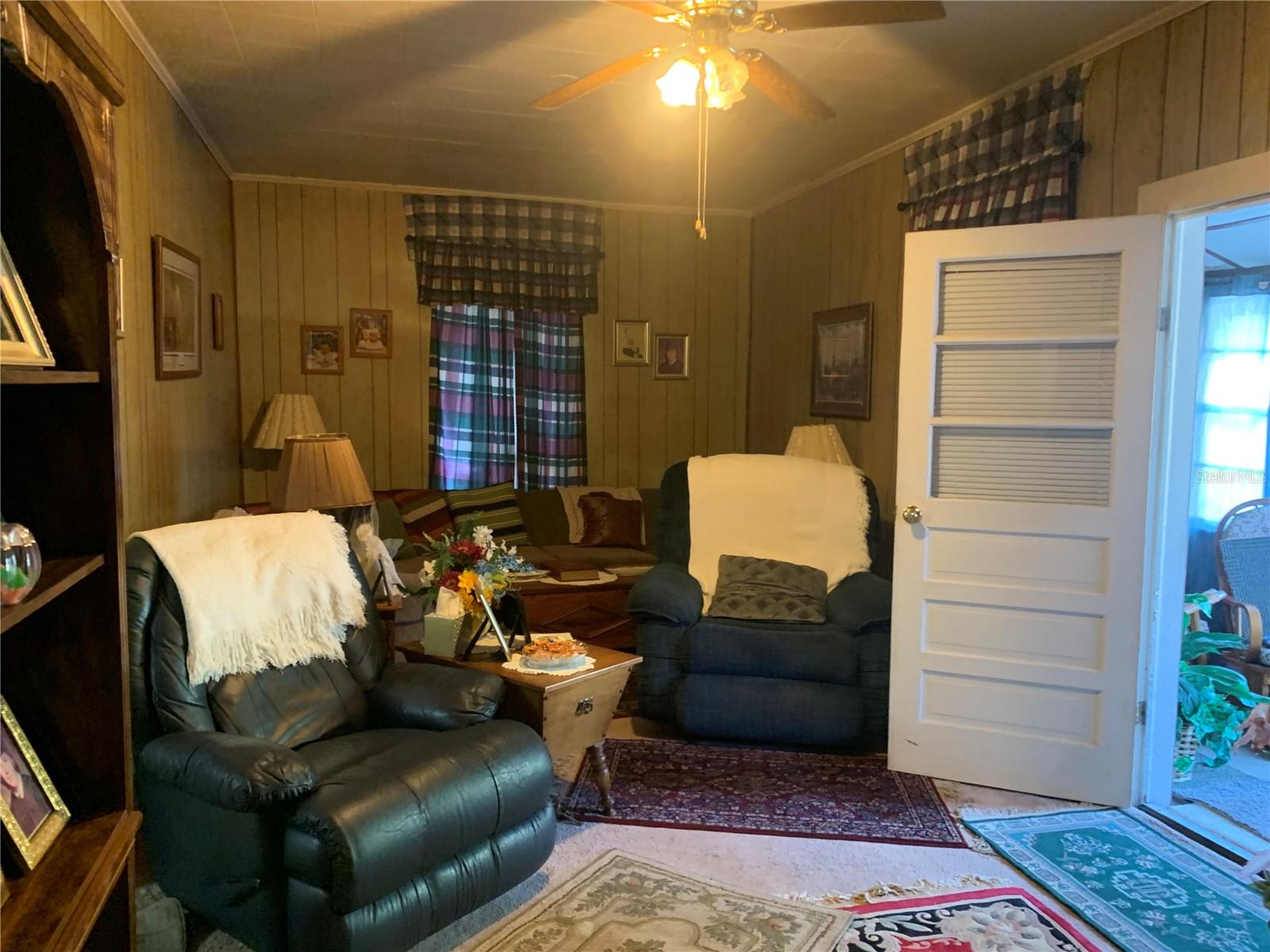 118 N SUNSET AVE, MASCOTTE, FL, 34753