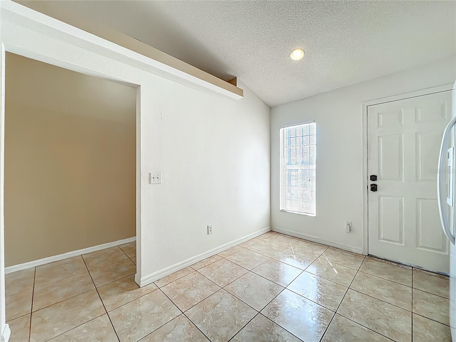 5065 FOXCROFT CT, ORLANDO, FL, 32808