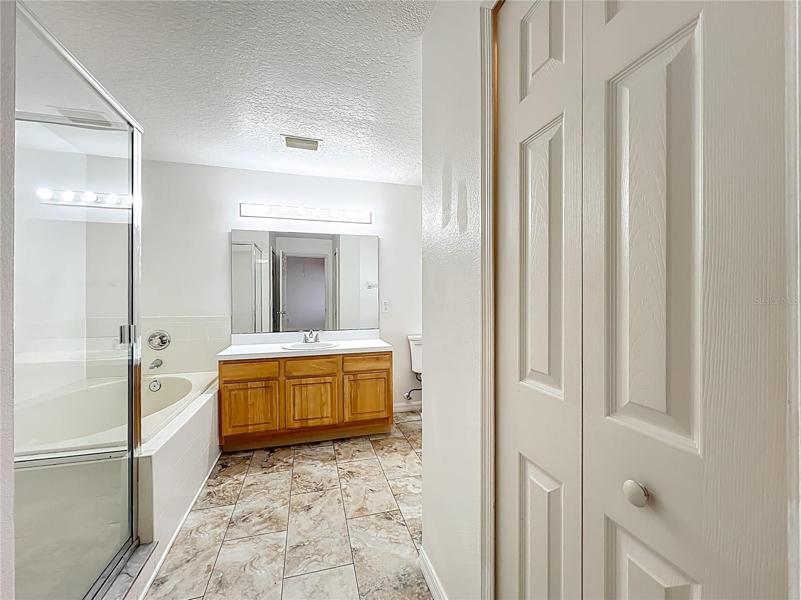 5065 FOXCROFT CT, ORLANDO, FL, 32808