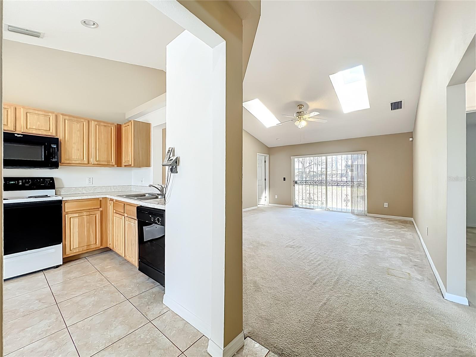 5065 FOXCROFT CT, ORLANDO, FL, 32808