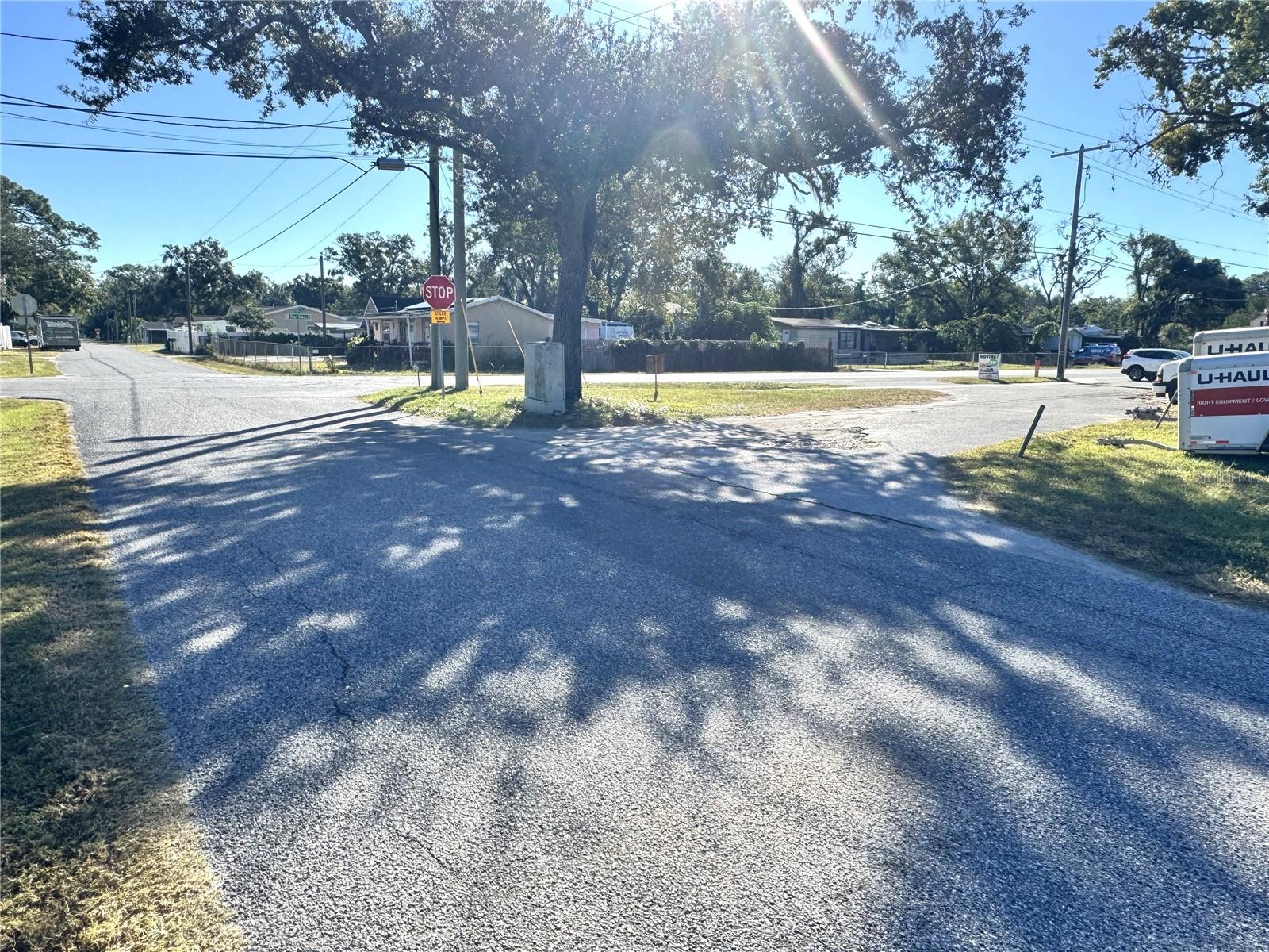 12320 FOUR OAKS RD, TAMPA, FL, 33624