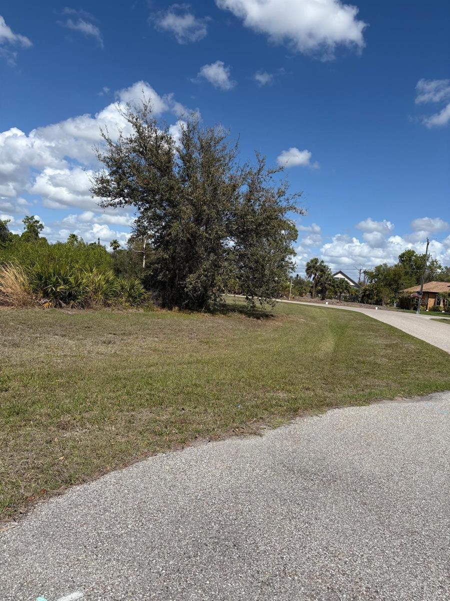 196 LINDA LEE DR, ROTONDA WEST, FL, 33947