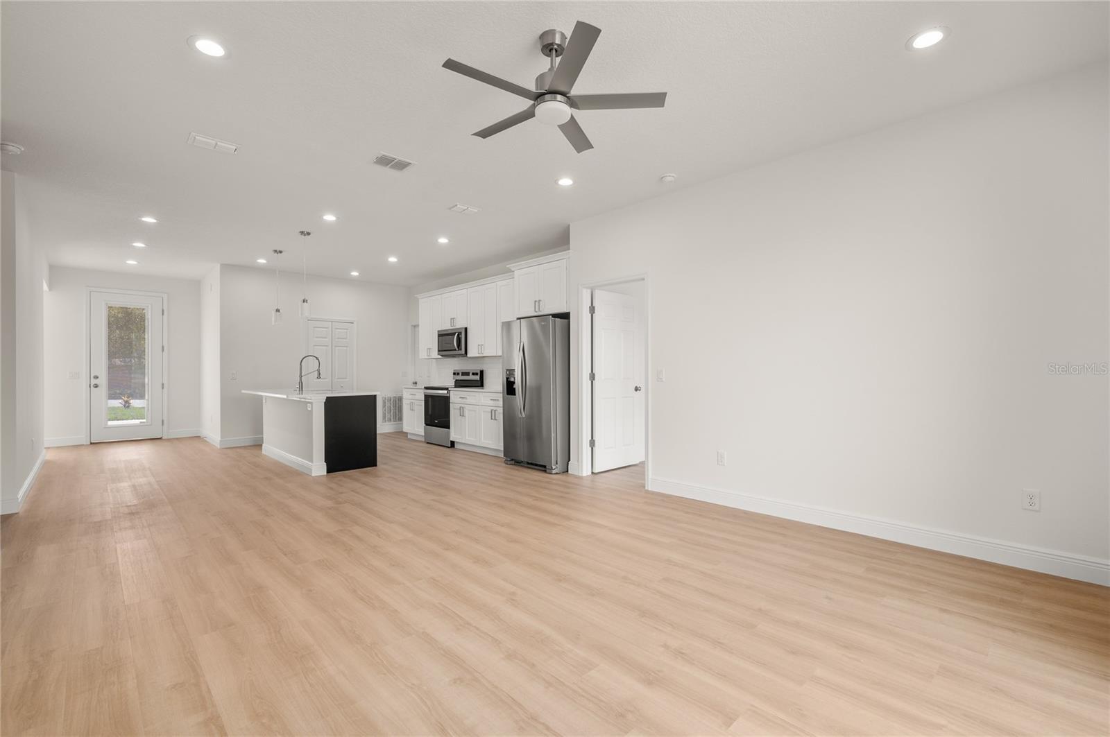132 11TH AVE, OSTEEN, FL, 32764