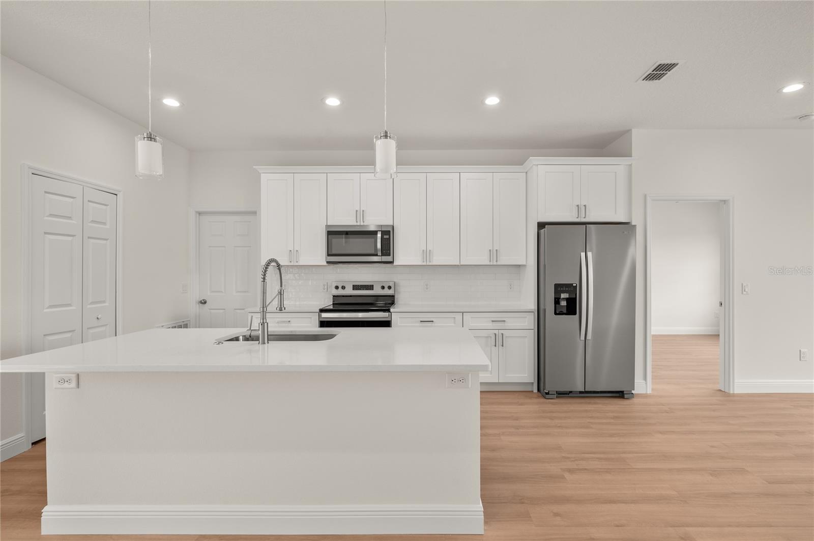 132 11TH AVE, OSTEEN, FL, 32764