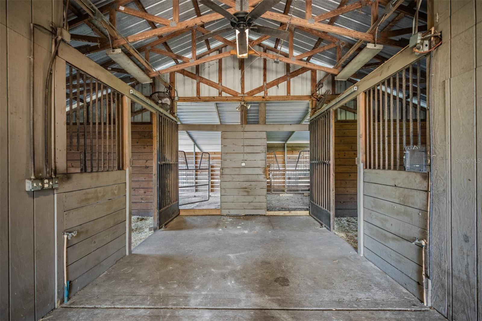2125 LANIER RD, PLANT CITY, FL, 33565
