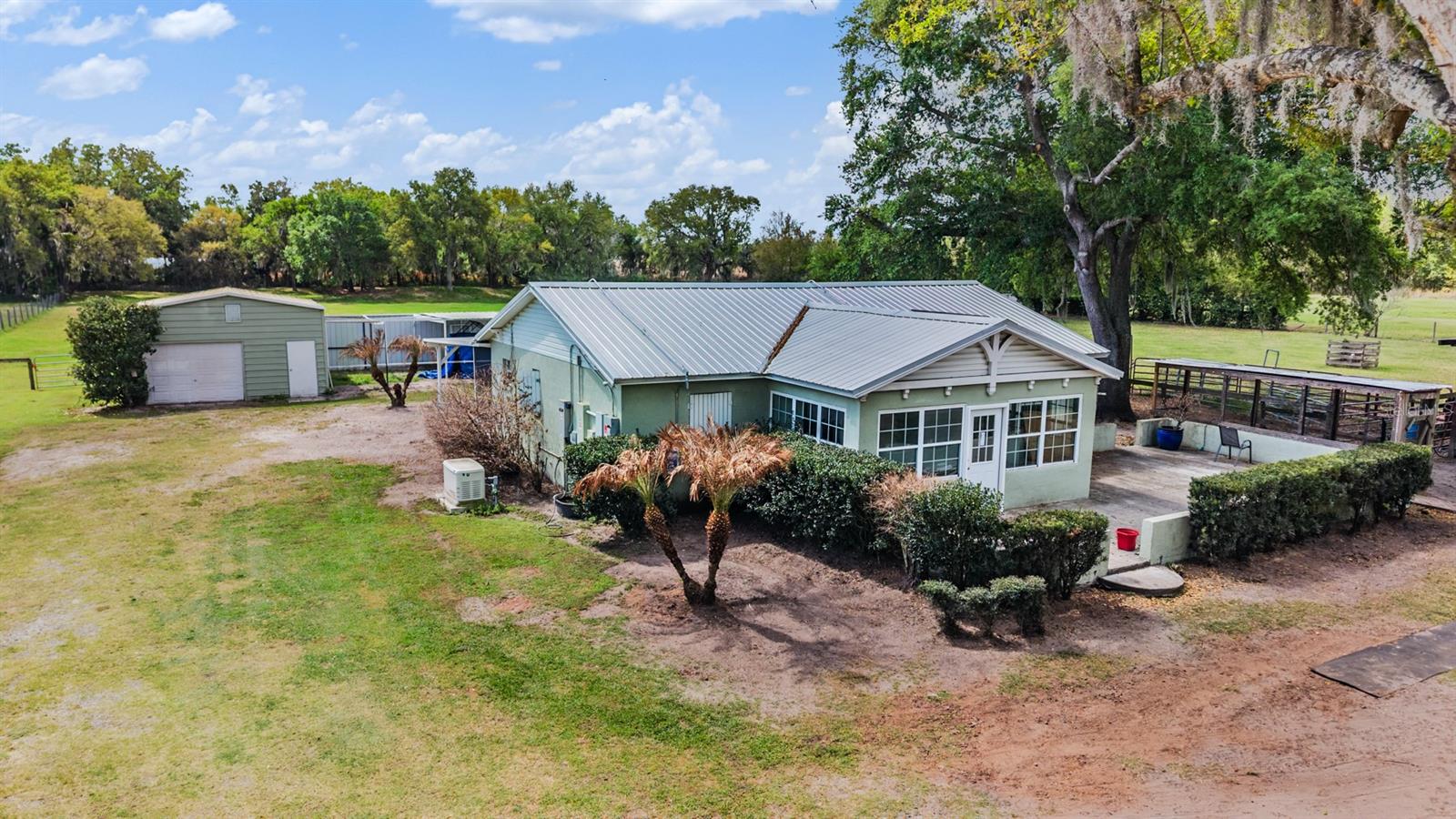 2125 LANIER RD, PLANT CITY, FL, 33565