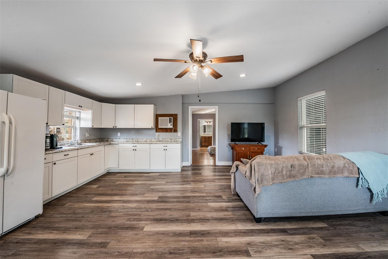2125 LANIER RD, PLANT CITY, FL, 33565