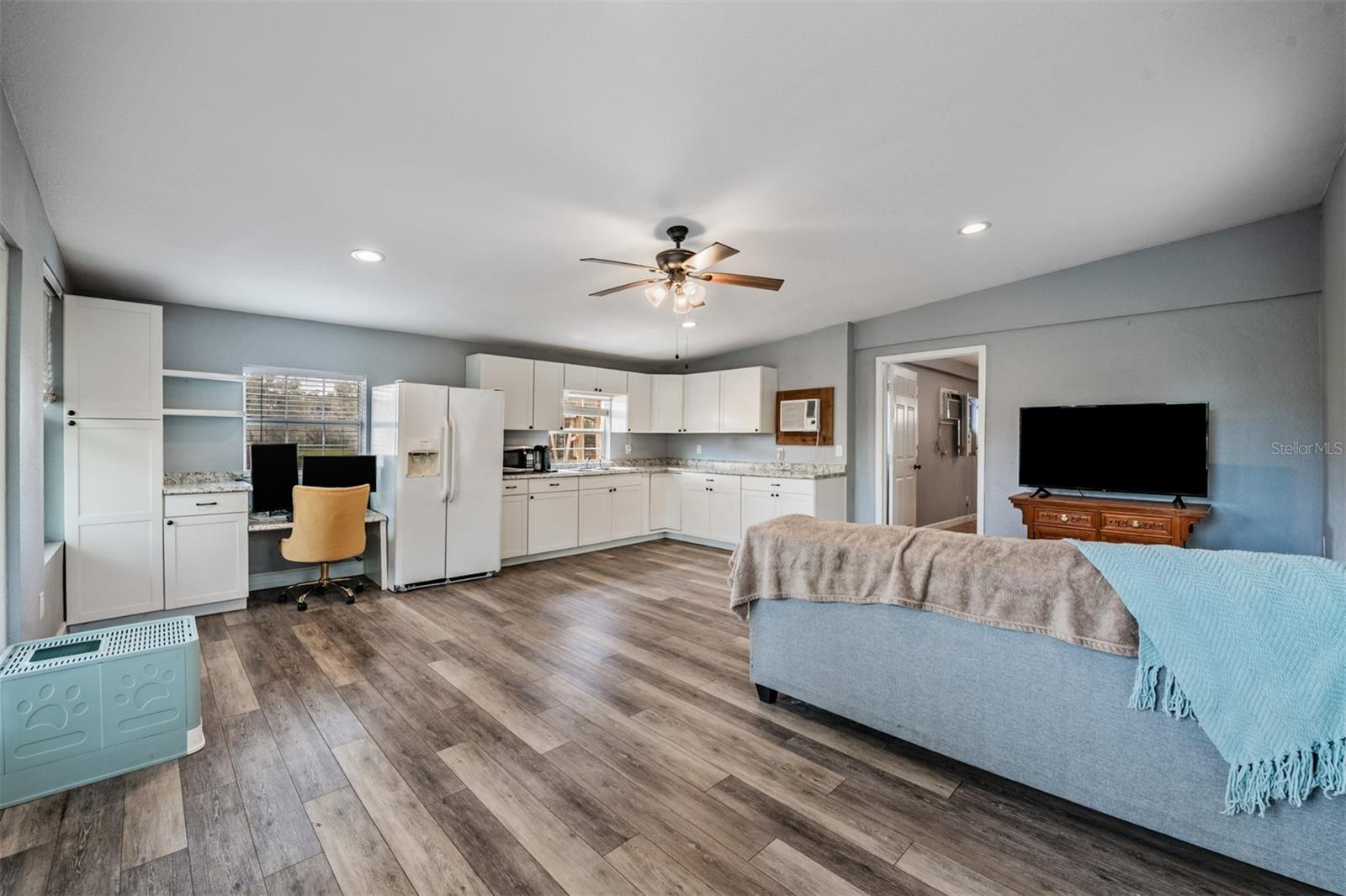 2125 LANIER RD, PLANT CITY, FL, 33565