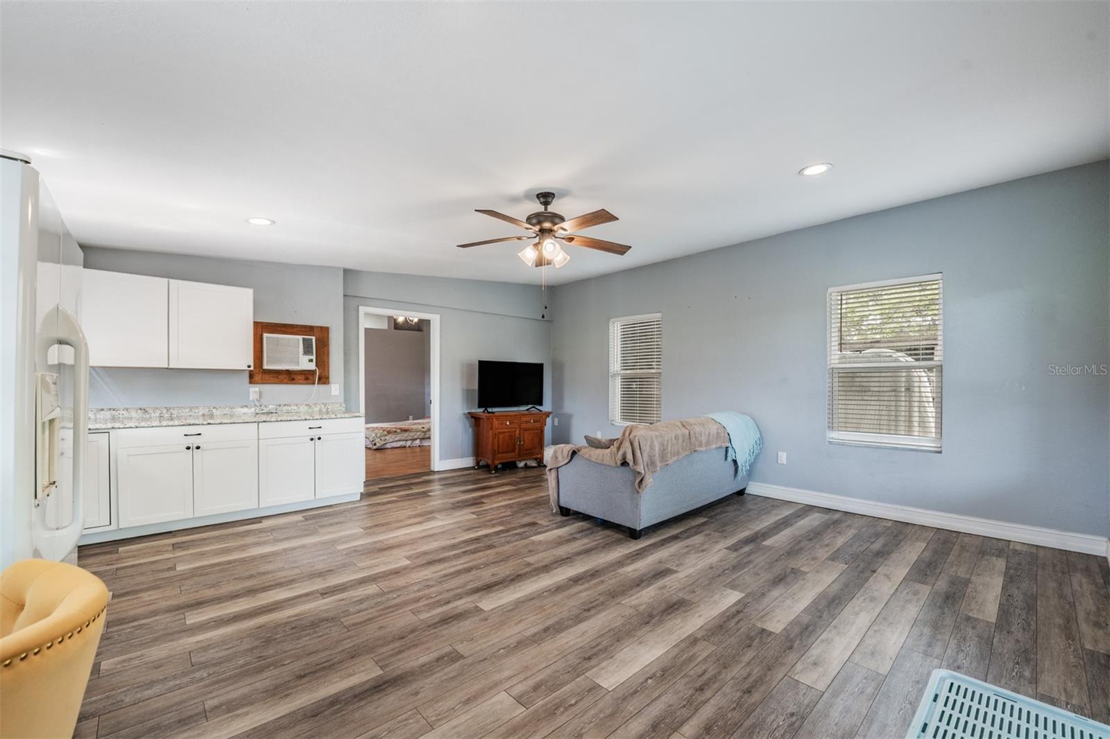 2125 LANIER RD, PLANT CITY, FL, 33565