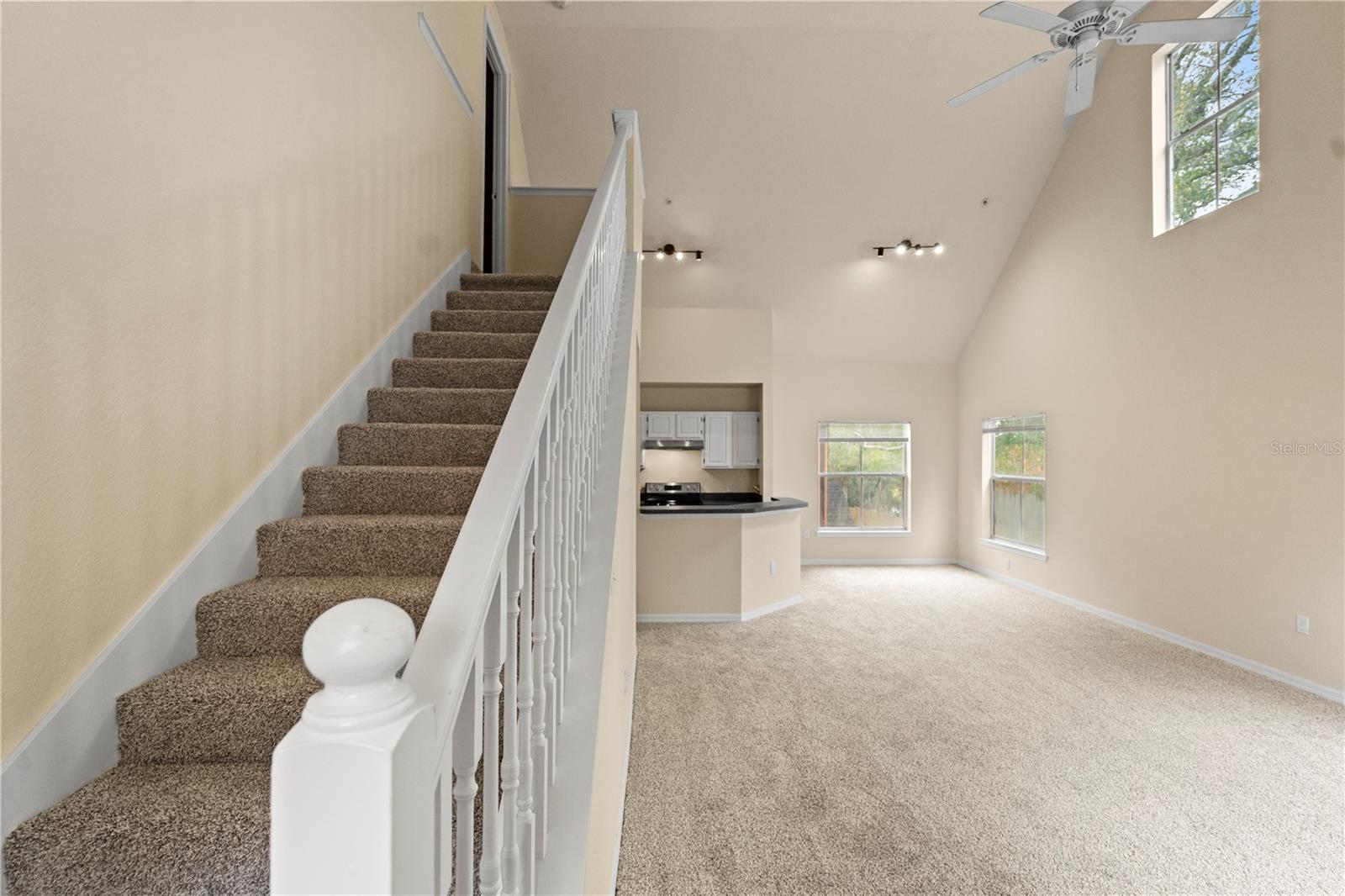 6021 WESTGATE DR #823, ORLANDO, FL, 32835
