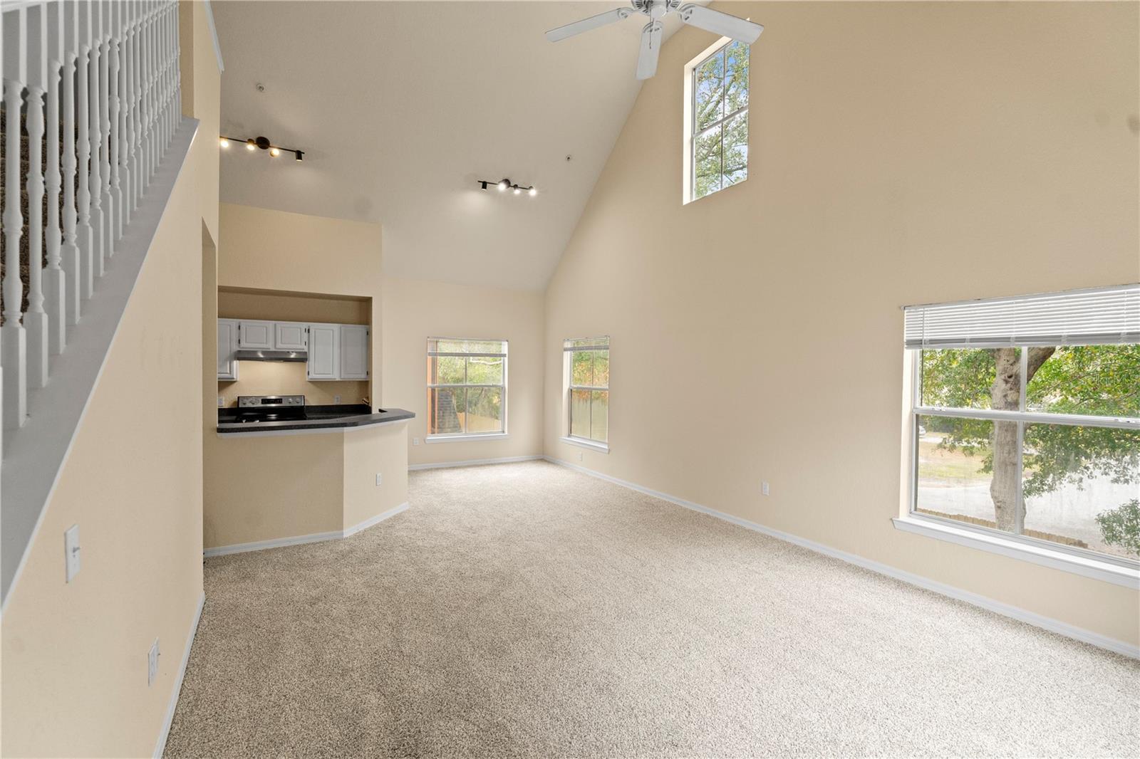6021 WESTGATE DR #823, ORLANDO, FL, 32835