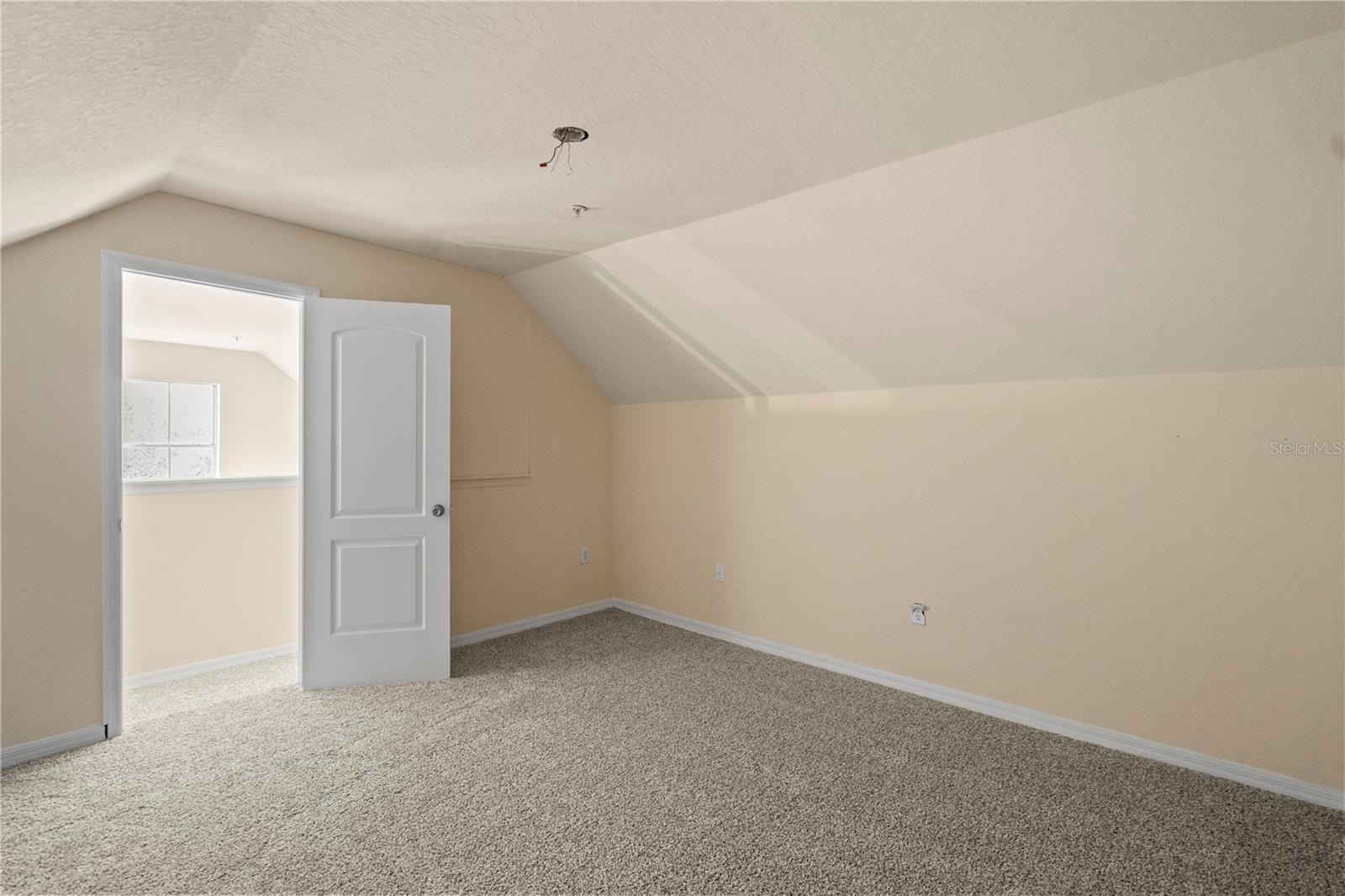 6021 WESTGATE DR #823, ORLANDO, FL, 32835