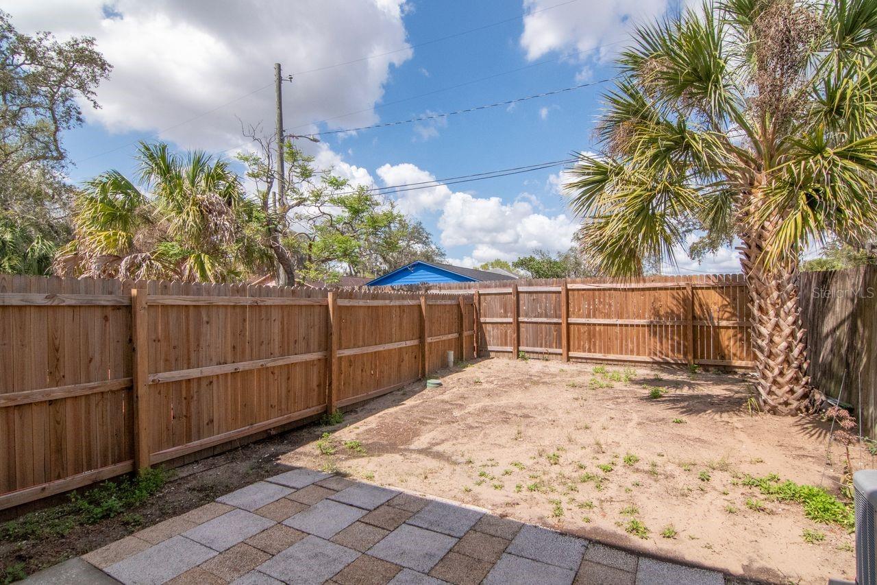 5166 TENNIS COURT CIR #52, TAMPA, FL, 33617
