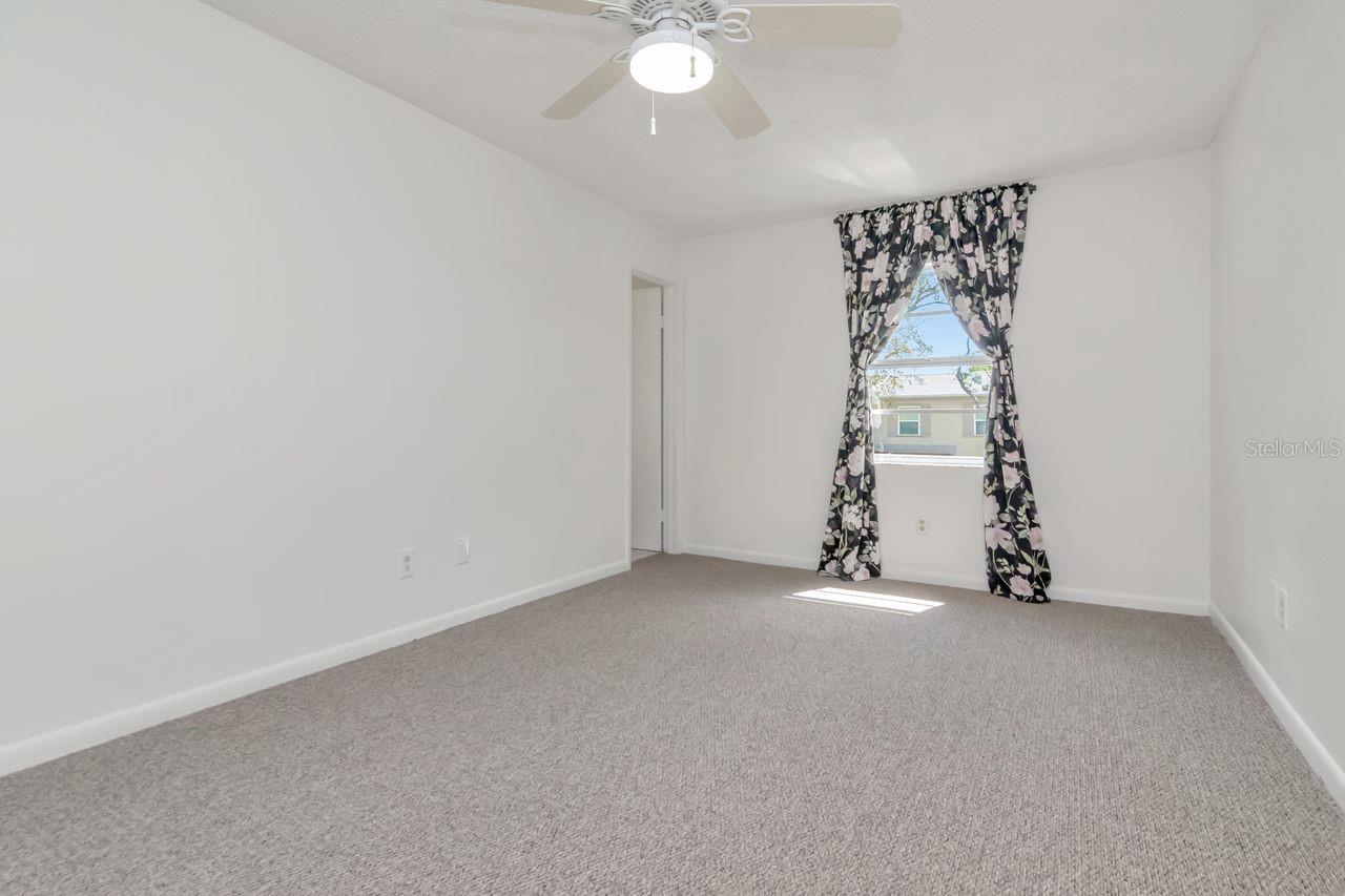 5166 TENNIS COURT CIR #52, TAMPA, FL, 33617