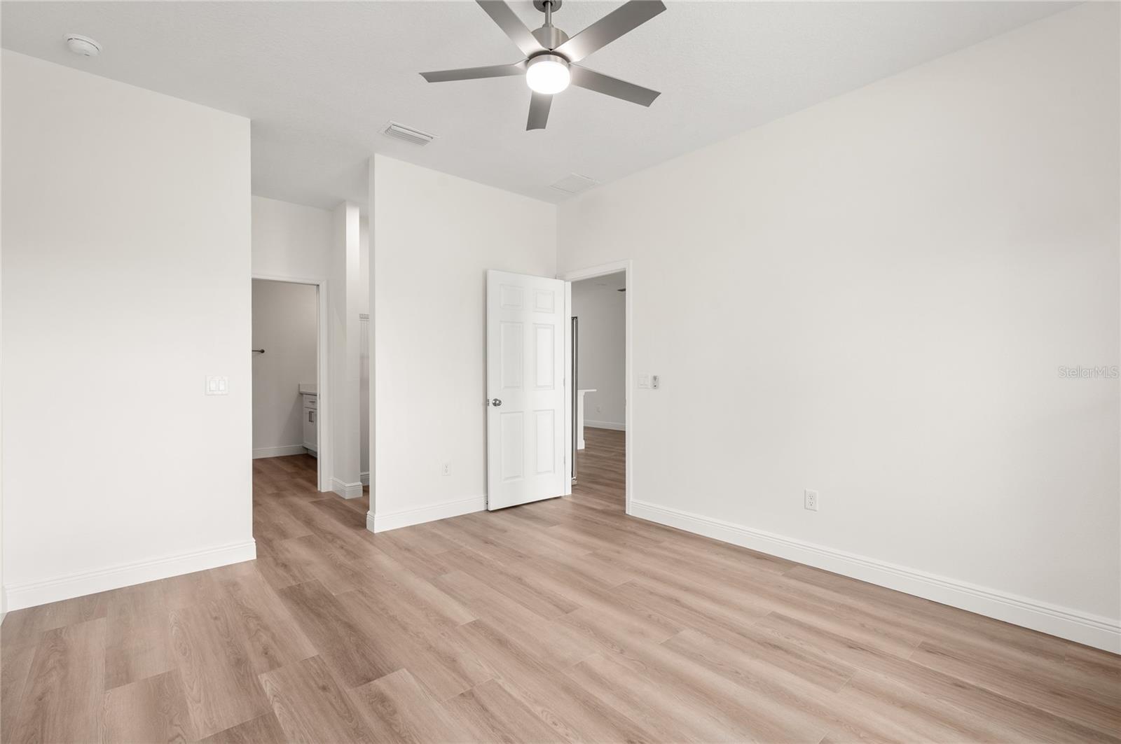 136 11TH AVE, OSTEEN, FL, 32764