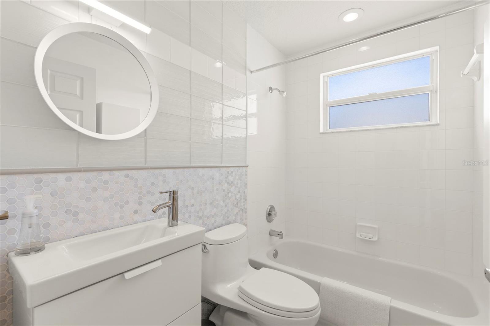 6758 FAIRVIEW TER, BRADENTON, FL, 34203
