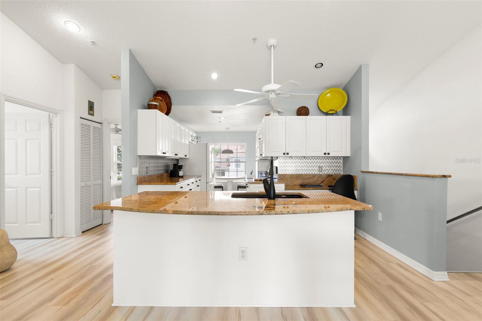 6758 FAIRVIEW TER, BRADENTON, FL, 34203