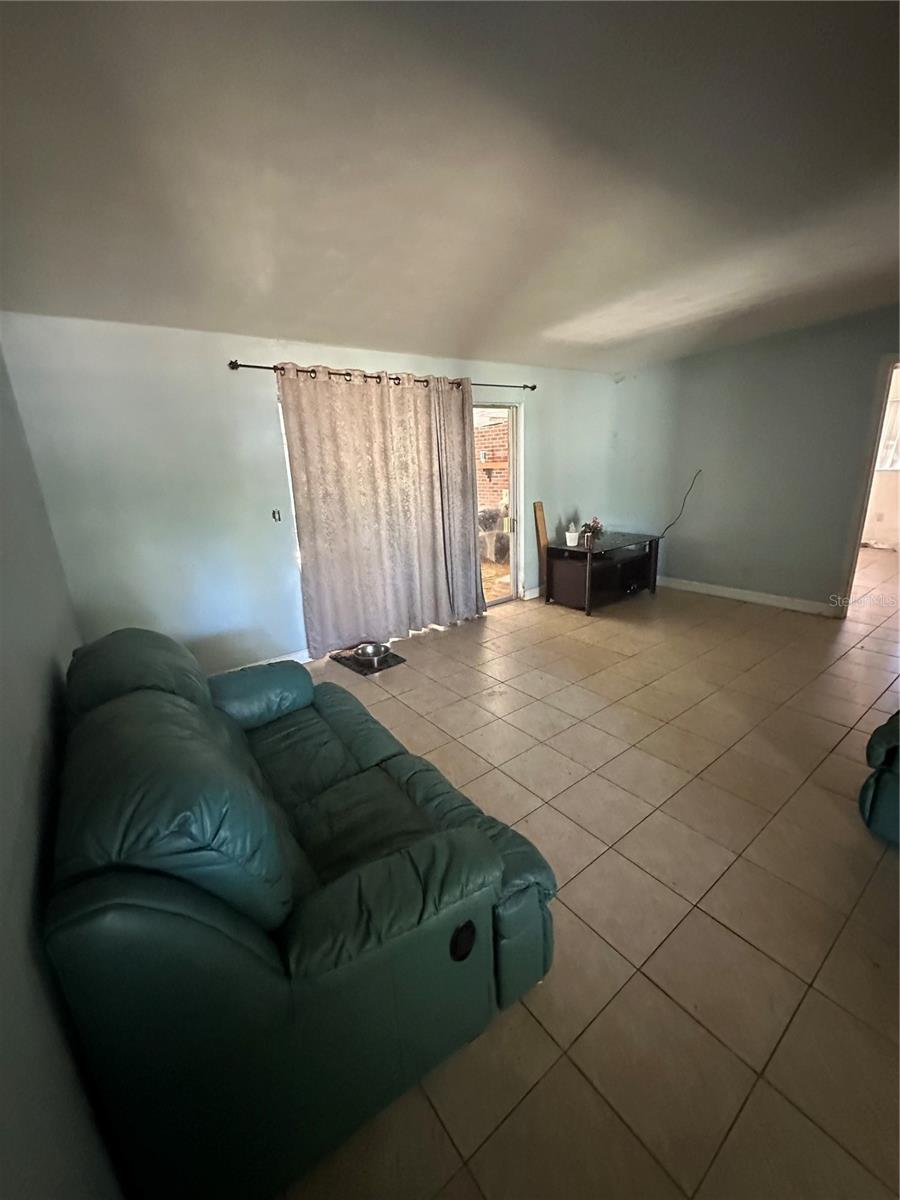 2517 PALM AVE, MIMS, FL, 32754
